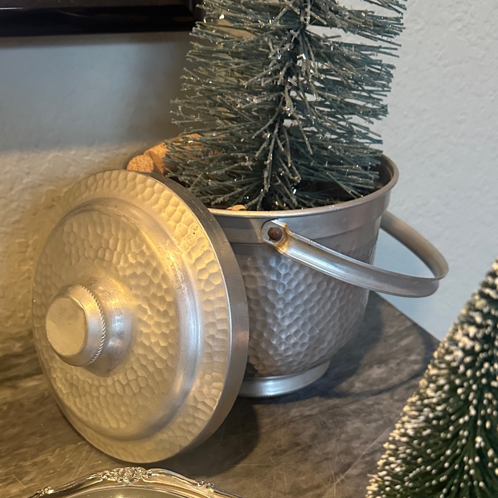 Silver Hammered Metal Ice Bucket with Lid